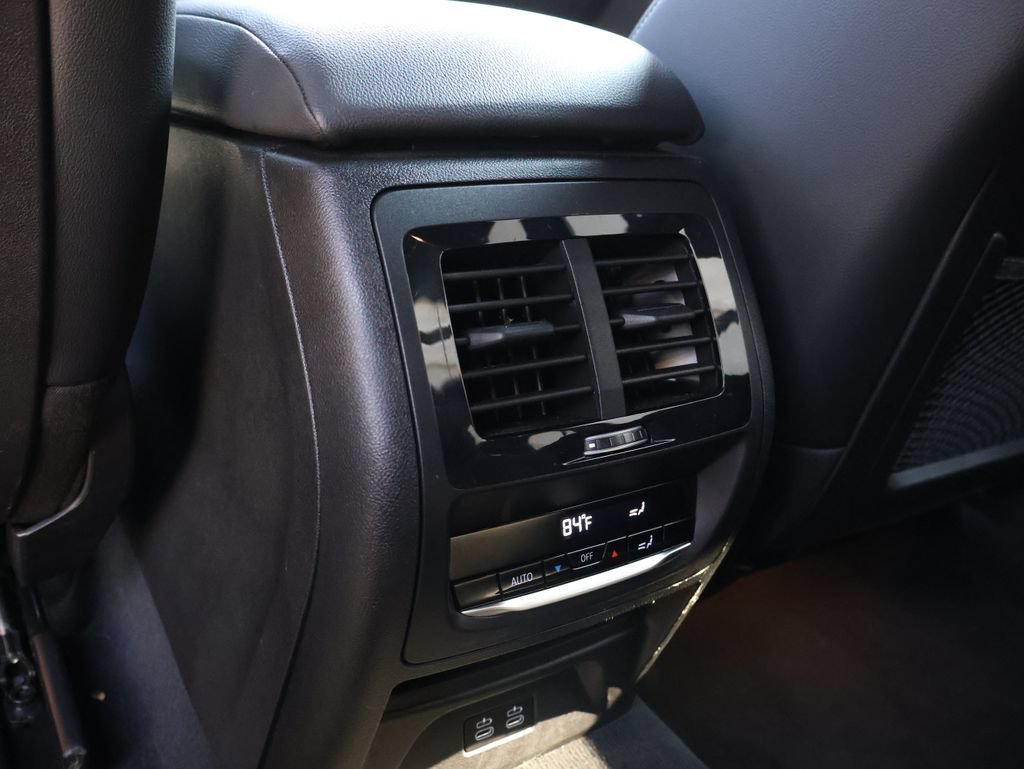 Used 2024 BMW X3 xDrive30i AWD/4WD image 18