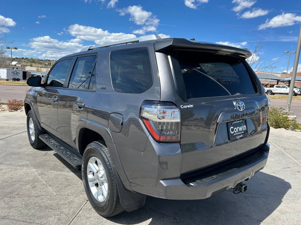 Used 2017 Toyota 4Runner SR5 image 6