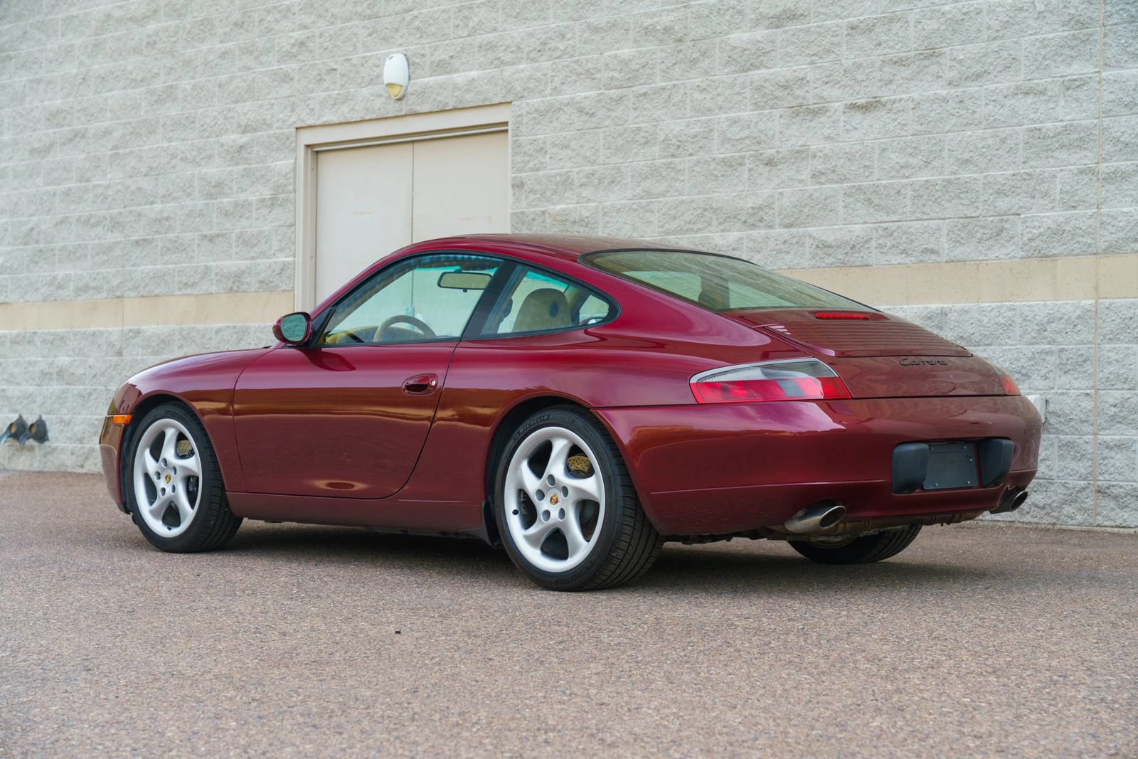 Used 2000 Porsche 911 Carrera image 3