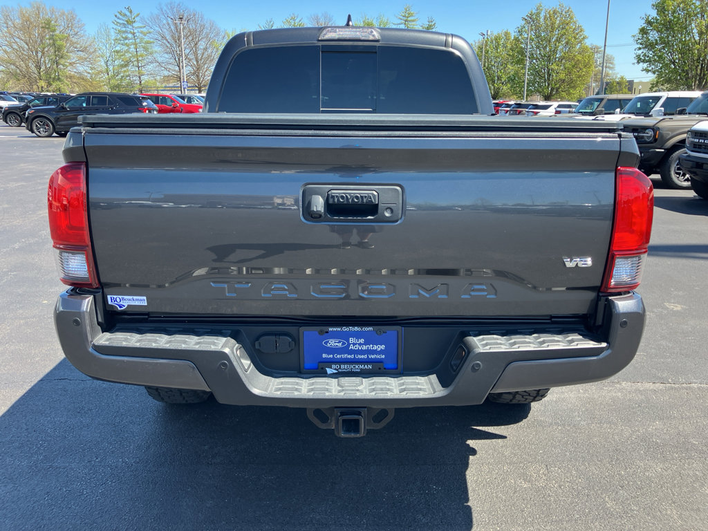 Used 2018 Toyota Tacoma TRD Sport image 7