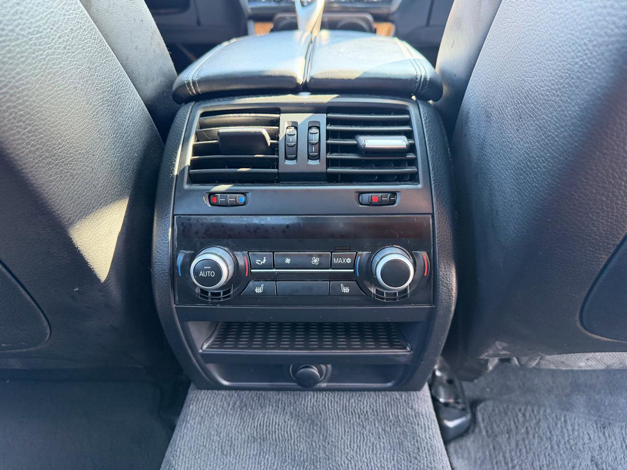 Used 2012 BMW 550i Sedan image 13