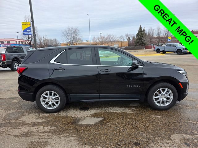 Used 2023 Chevrolet Equinox LT w/ Driver Convenience Package AWD/4WD image 8