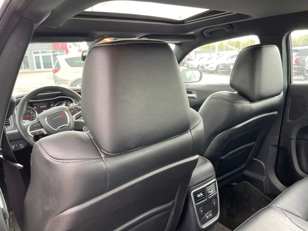 Used 2017 Dodge Charger SXT w/ AWD Plus Group image 13