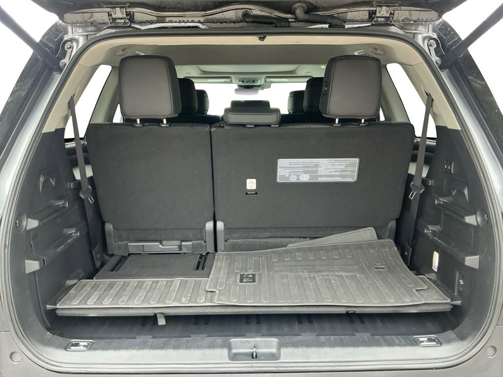 Certified 2024 Toyota Sequoia Limited w/ Tow Technology Package image 18