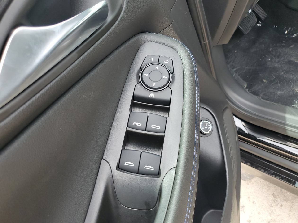 New 2026 Buick Encore GX Sport Touring FWD image 17