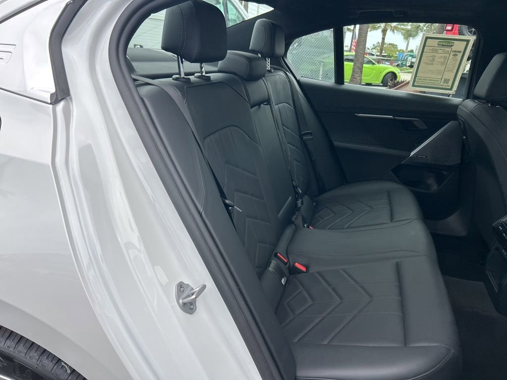 Used 2025 BMW 530i image 27