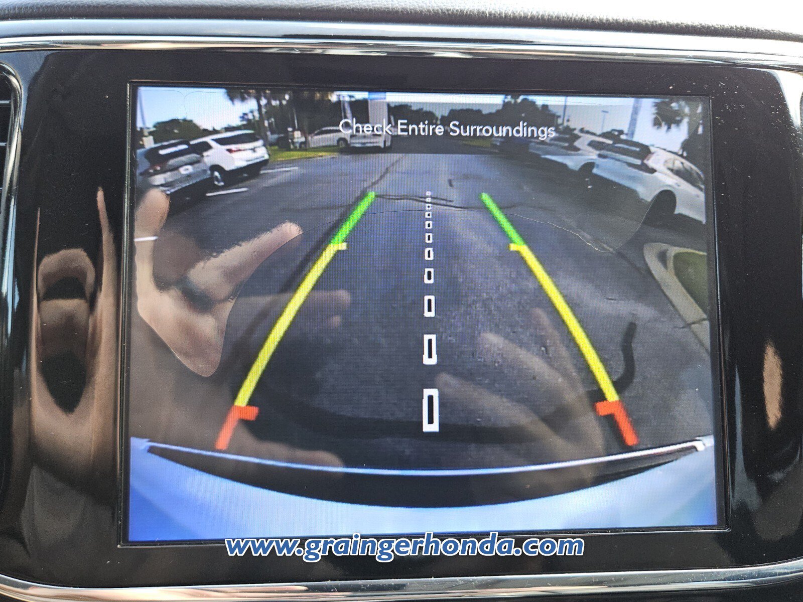 Used 2020 Jeep Grand Cherokee Summit AWD/4WD image 16