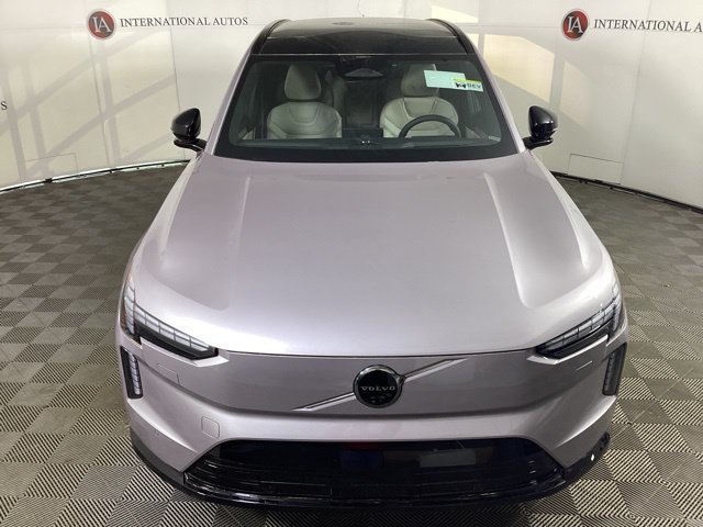 New 2026 Volvo EX90 Ultra AWD/4WD image 2