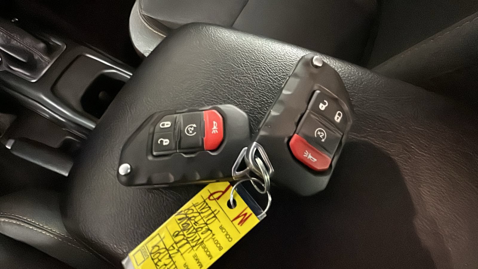 Used 2024 Jeep Wrangler Unlimited AWD/4WD image 23