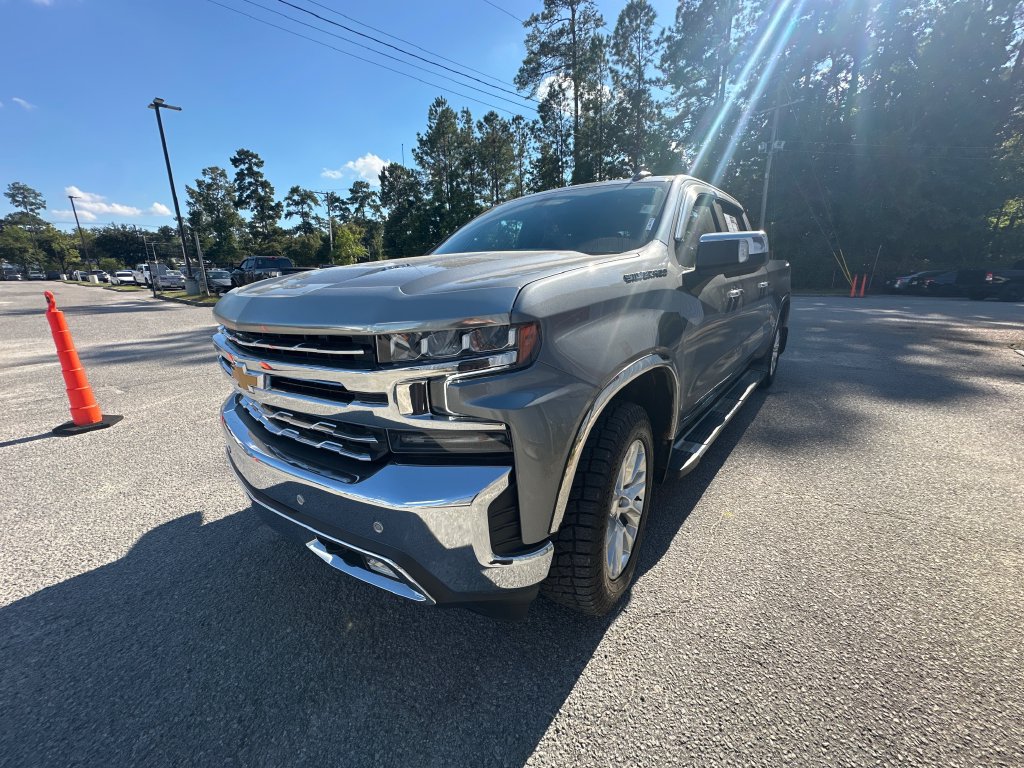 Used 2021 Chevrolet Silverado 1500 LTZ w/ LTZ Convenience Package II AWD/4WD image 4
