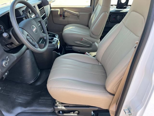 New 2026 GMC Savana 2500 w/ Driver Convenience Package RWD image 25