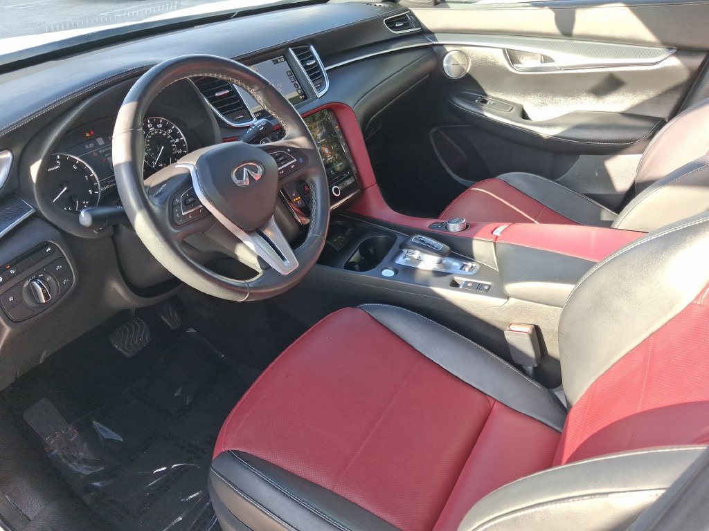 Used 2023 INFINITI QX50 Sport FWD image 17