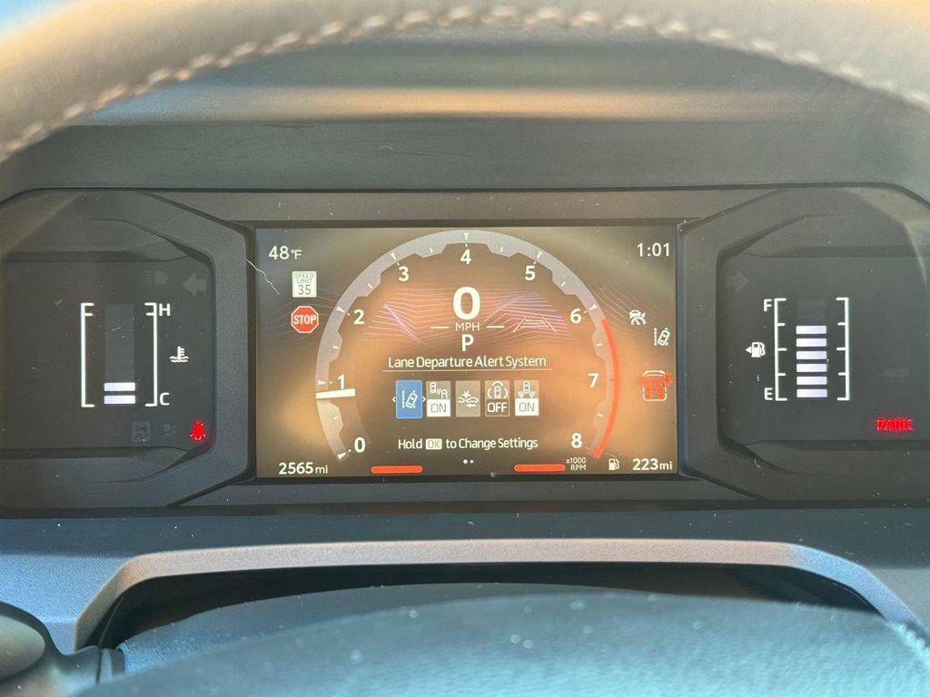 New 2025 Toyota 4Runner SR5 AWD/4WD image 19