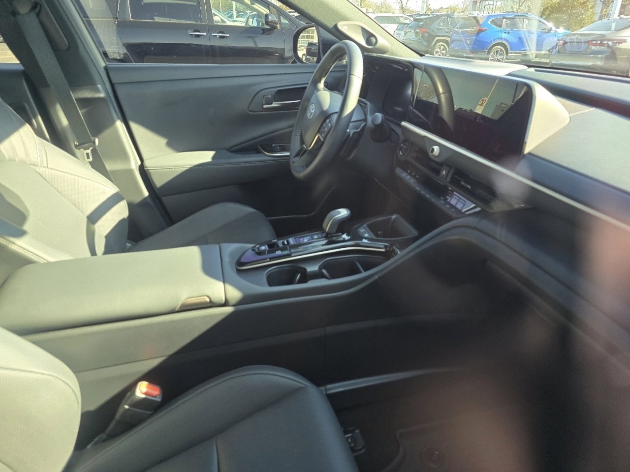 Used 2025 Toyota Crown Platinum image 15