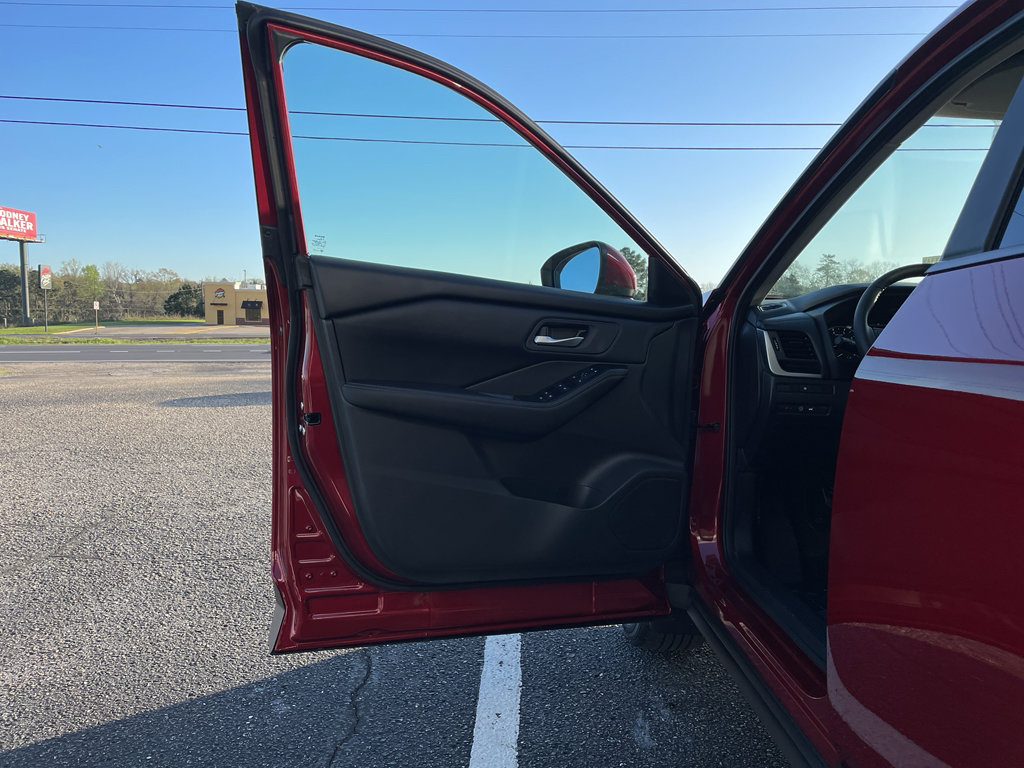 New 2026 Nissan Rogue SV image 8