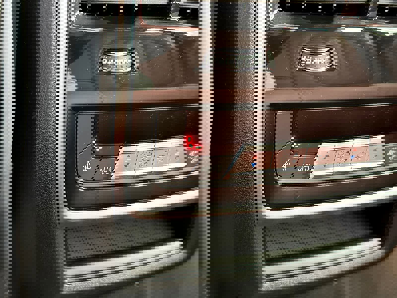 New 2026 BMW X5 xDrive50e w/ Climate Comfort Package image 20