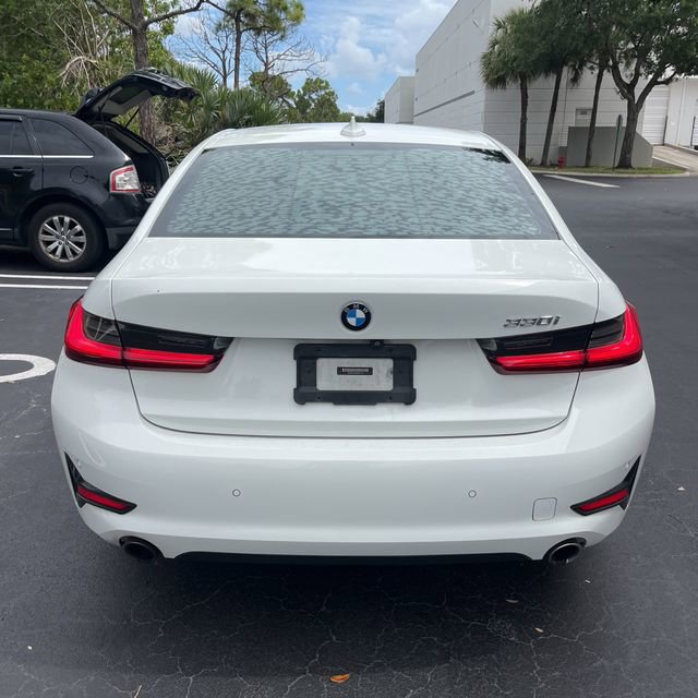 Used 2021 BMW 330i Sedan w/ Convenience Package RWD image 4