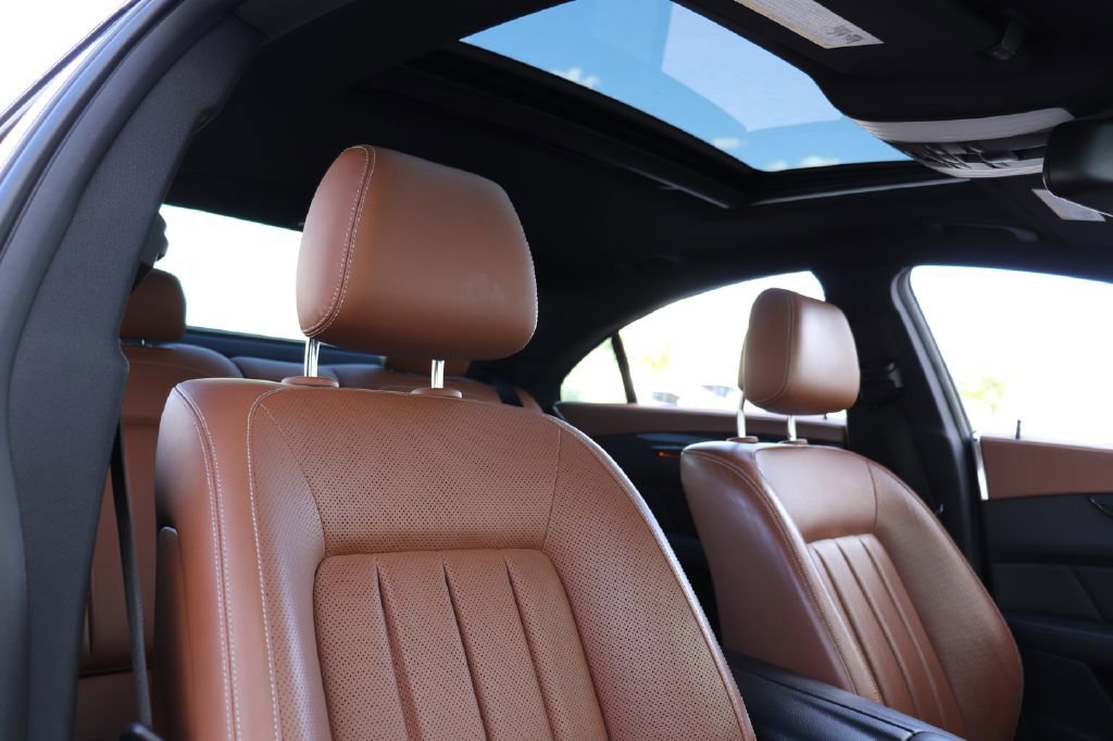 Used 2018 Mercedes-Benz CLS 550 w/ Premium 2 Package image 59