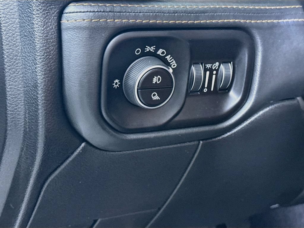 Used 2019 RAM 3500 Limited AWD/4WD image 22