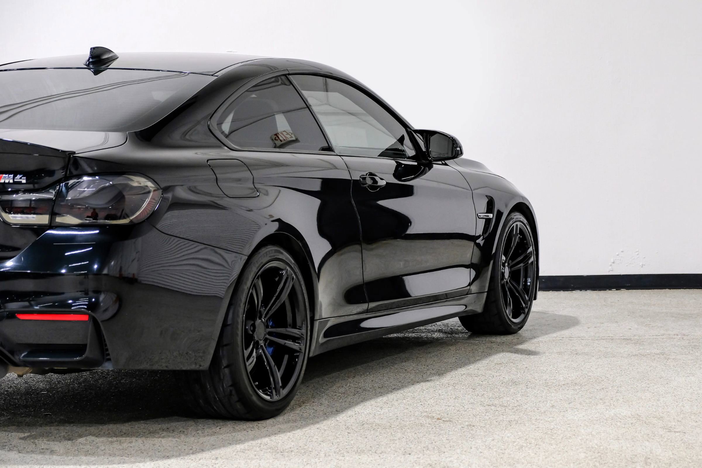Used 2015 BMW M4 Coupe image 13