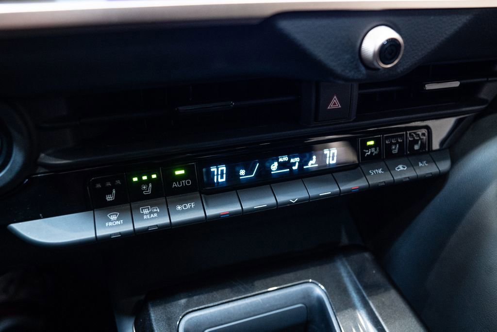 Certified 2024 Toyota Crown Limited image 27