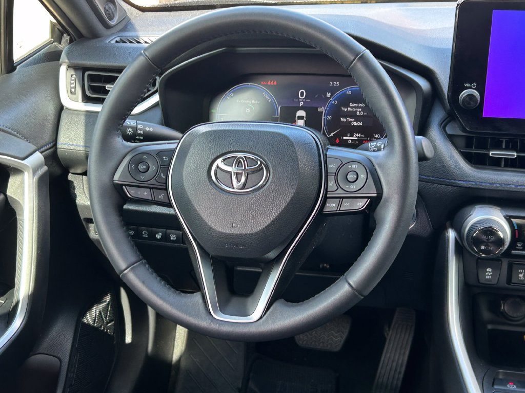 Used 2024 Toyota RAV4 XSE w/ Advanced Technology Package AWD/4WD image 41