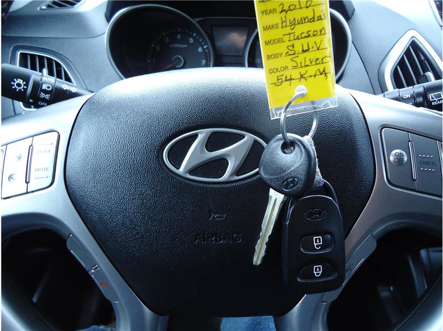 Used 2010 Hyundai Tucson GLS w/ Navigation Pkg 3 image 22