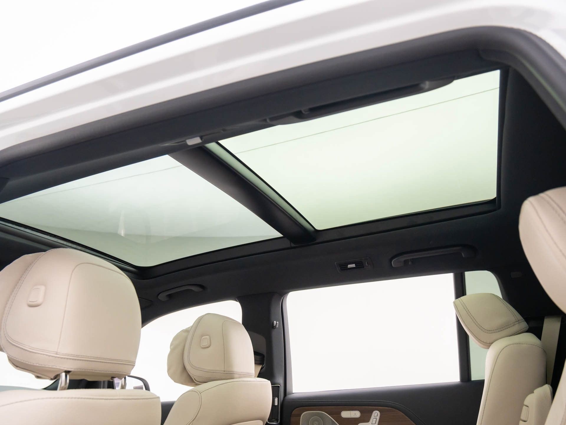 New 2026 Mercedes-Benz GLS 580 4MATIC image 20