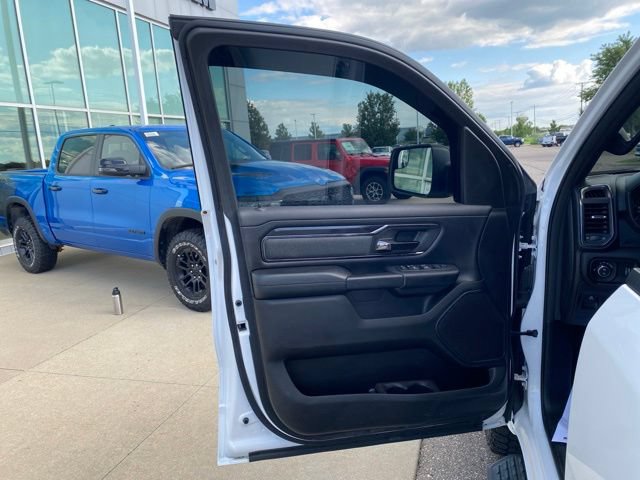 Used 2021 RAM 1500 Big Horn w/ Built-to-serve Edition AWD/4WD image 9