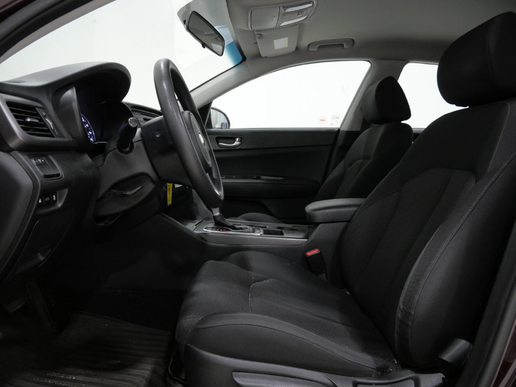 Used 2017 Kia Optima LX FWD image 10
