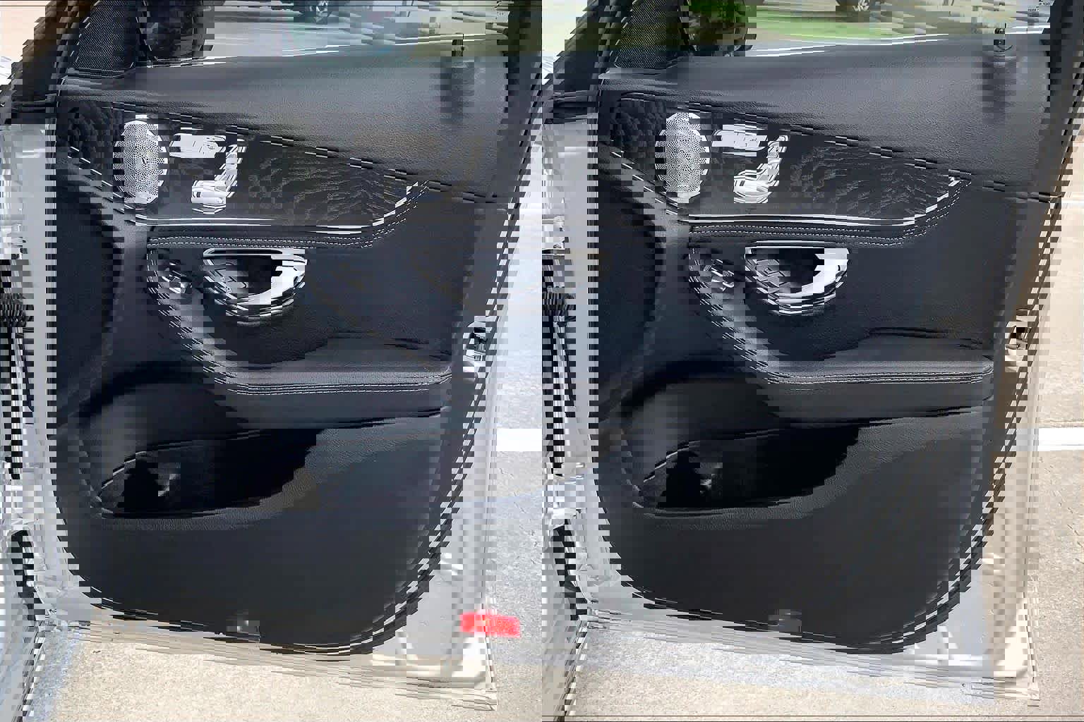 Used 2015 Mercedes-Benz C 300 Sedan image 21