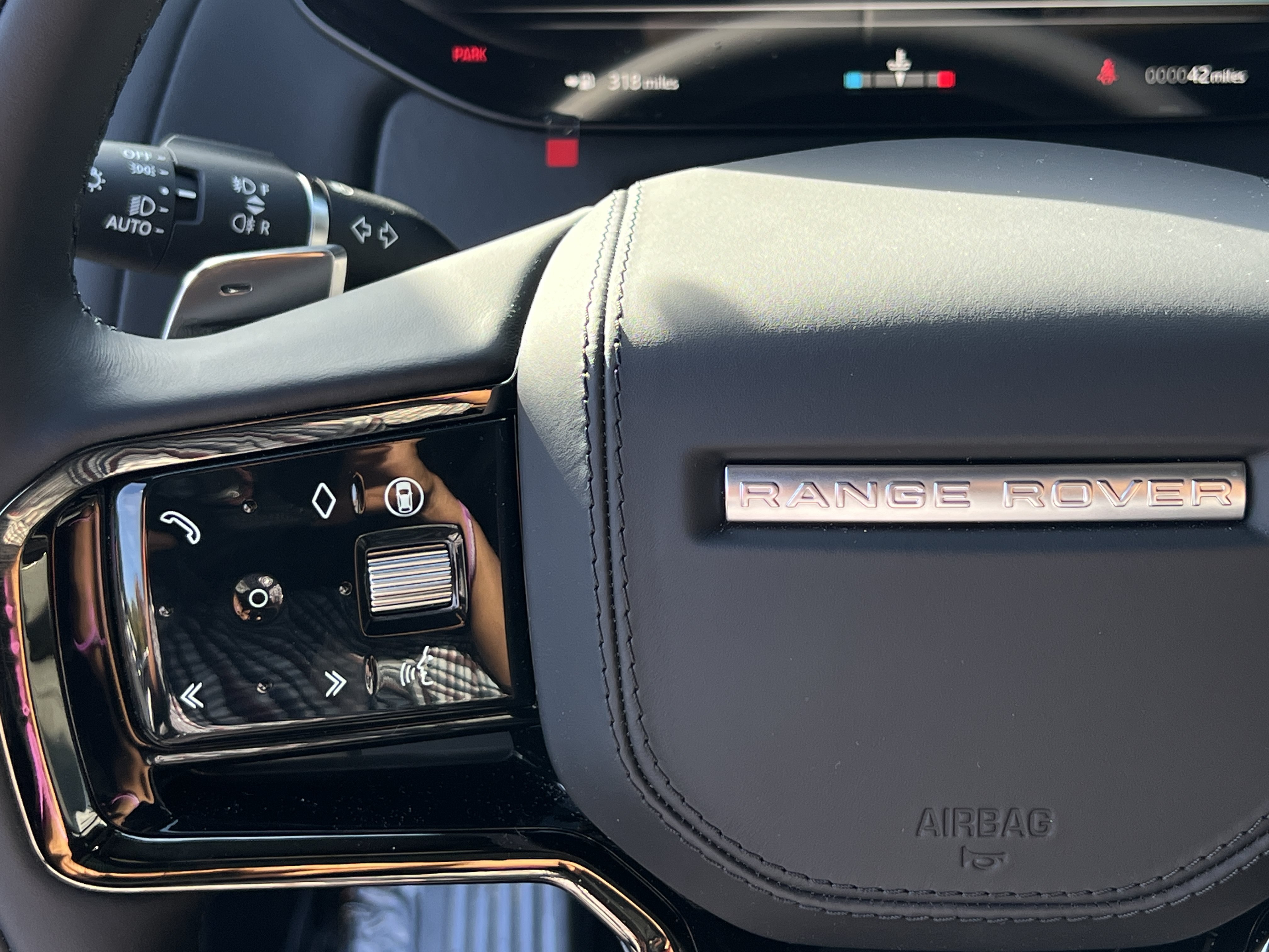 New 2025 Land Rover Range Rover Sport Dynamic SE AWD/4WD image 31
