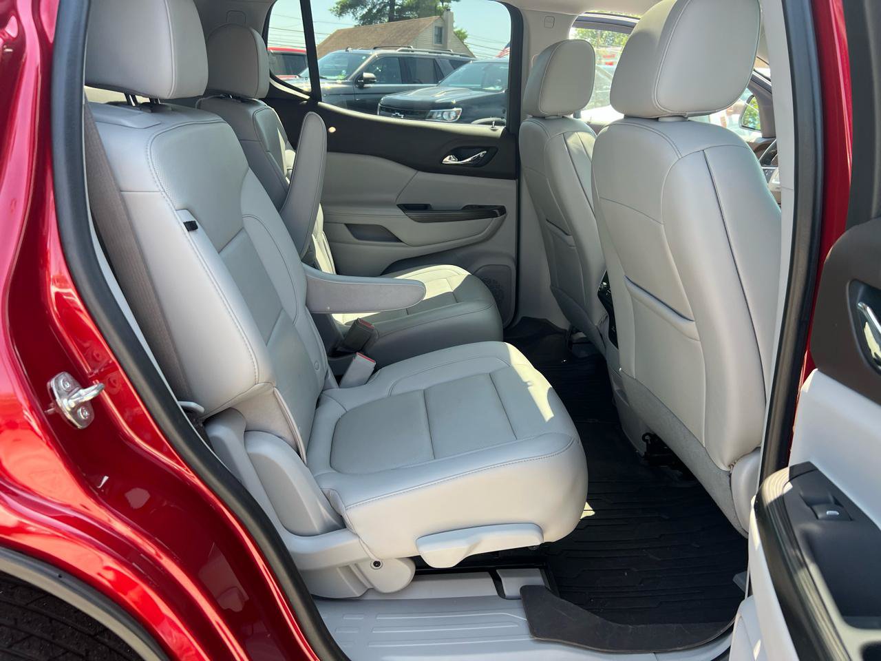 Used 2021 GMC Acadia SLT w/ Premium Package AWD/4WD image 16