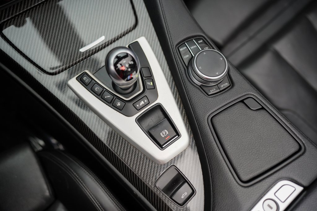 Used 2018 BMW M6 Convertible w/ Executive Package image 34