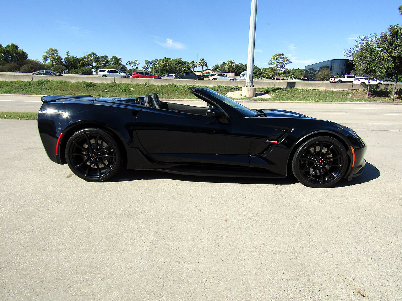 Used 2019 Chevrolet Corvette Grand Sport RWD image 4