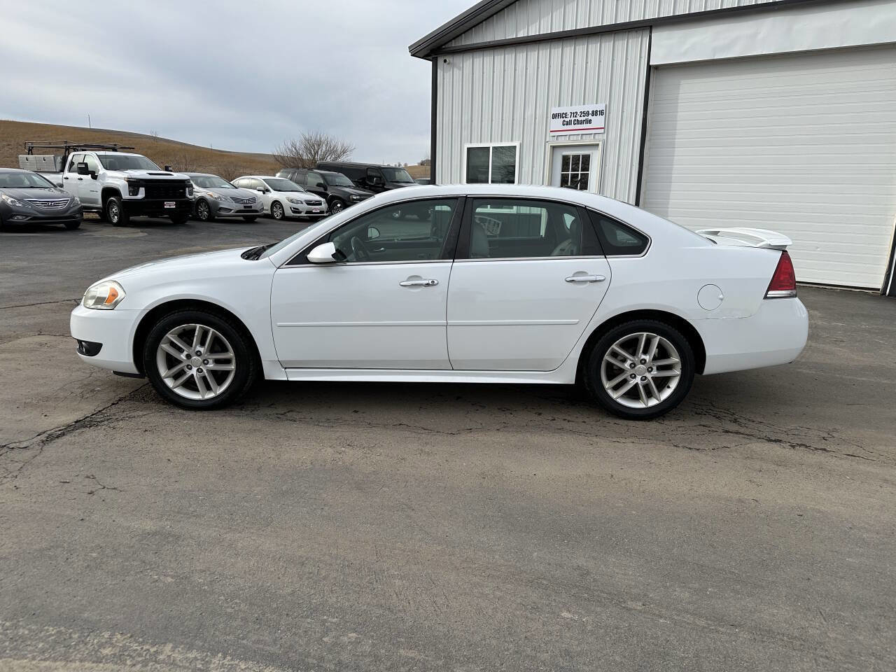 Used 2014 Chevrolet Impala LTZ image 2