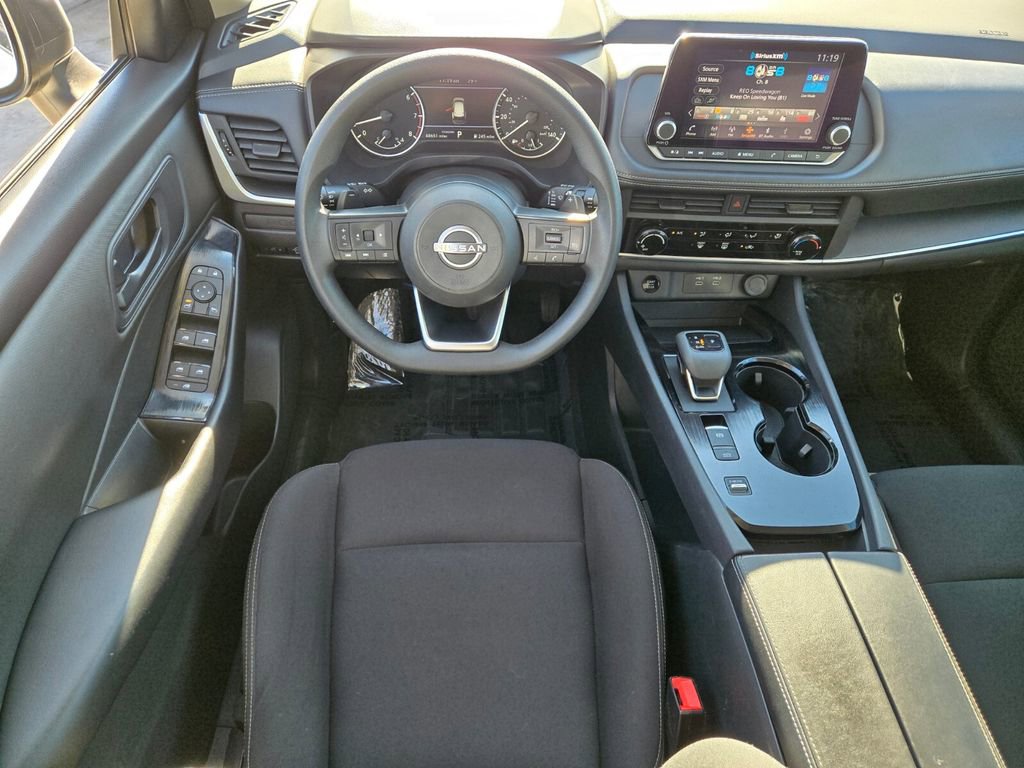 Used 2024 Nissan Rogue S image 13