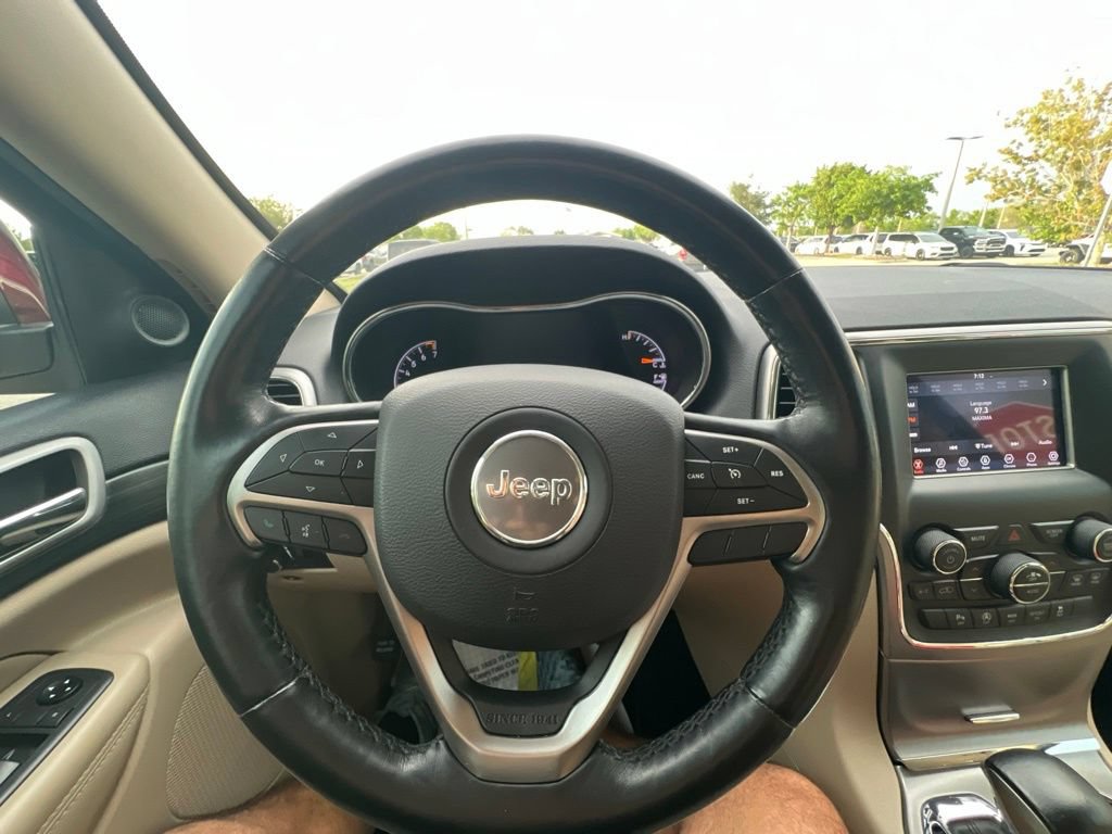 Certified 2021 Jeep Grand Cherokee Laredo w/ Security & Convenience Group RWD image 36