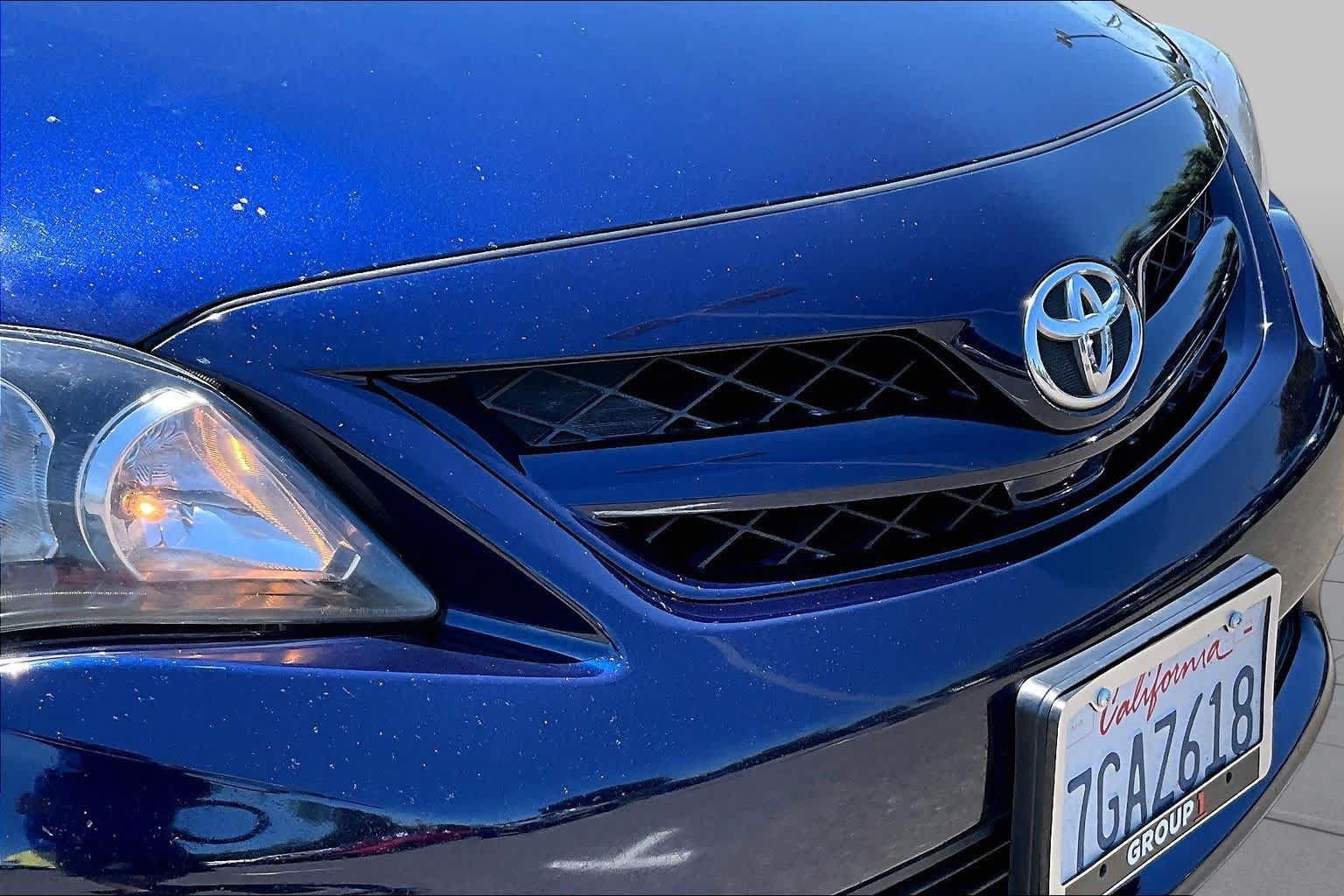 Used 2011 Toyota Corolla S FWD image 29