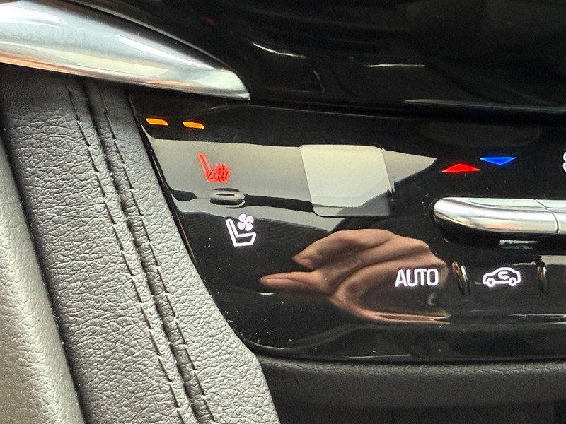 Used 2023 Cadillac XT6 Sport w/ Technology Package image 23