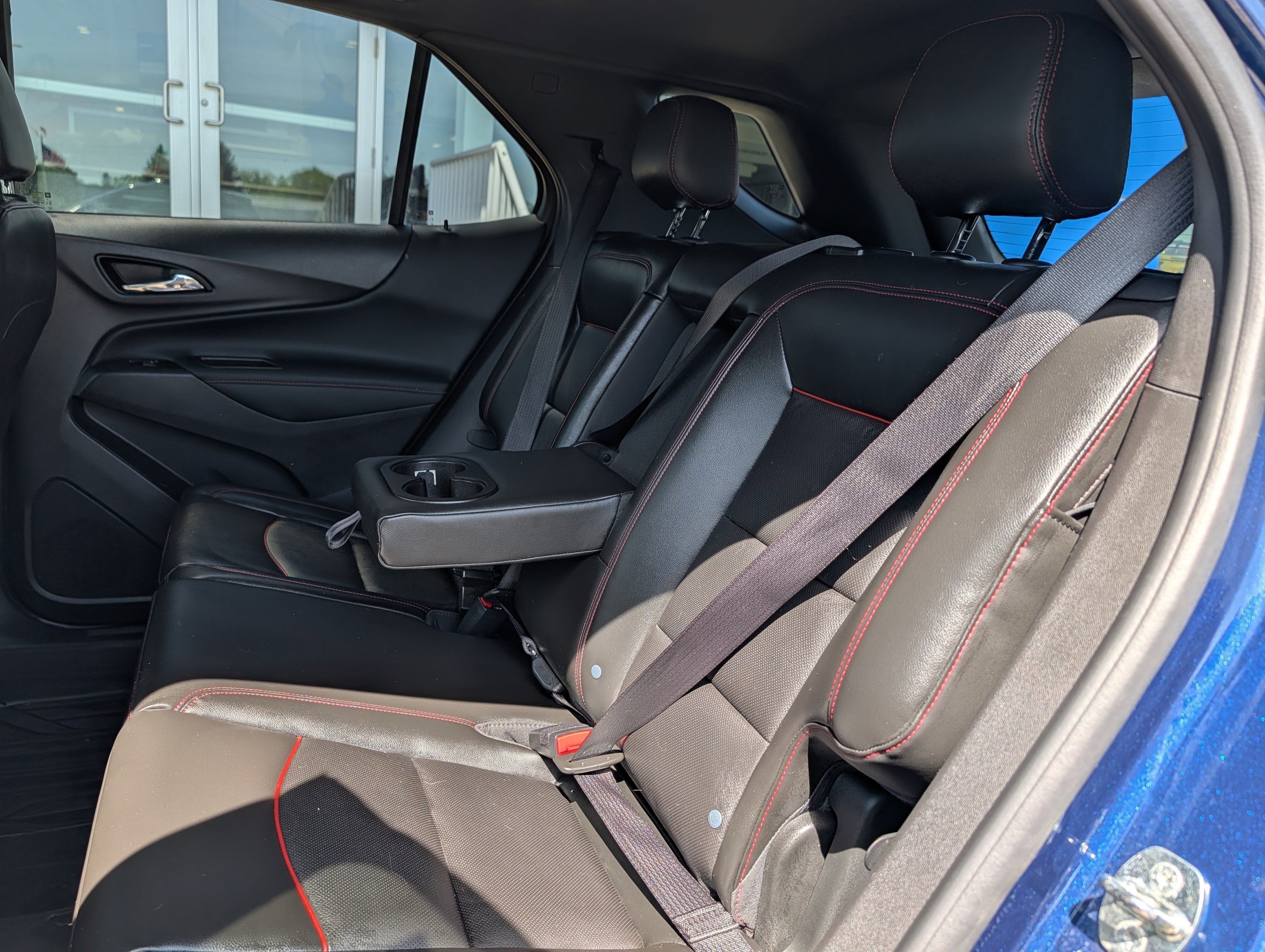 Used 2022 Chevrolet Equinox RS w/ RS Leather Package AWD/4WD image 9