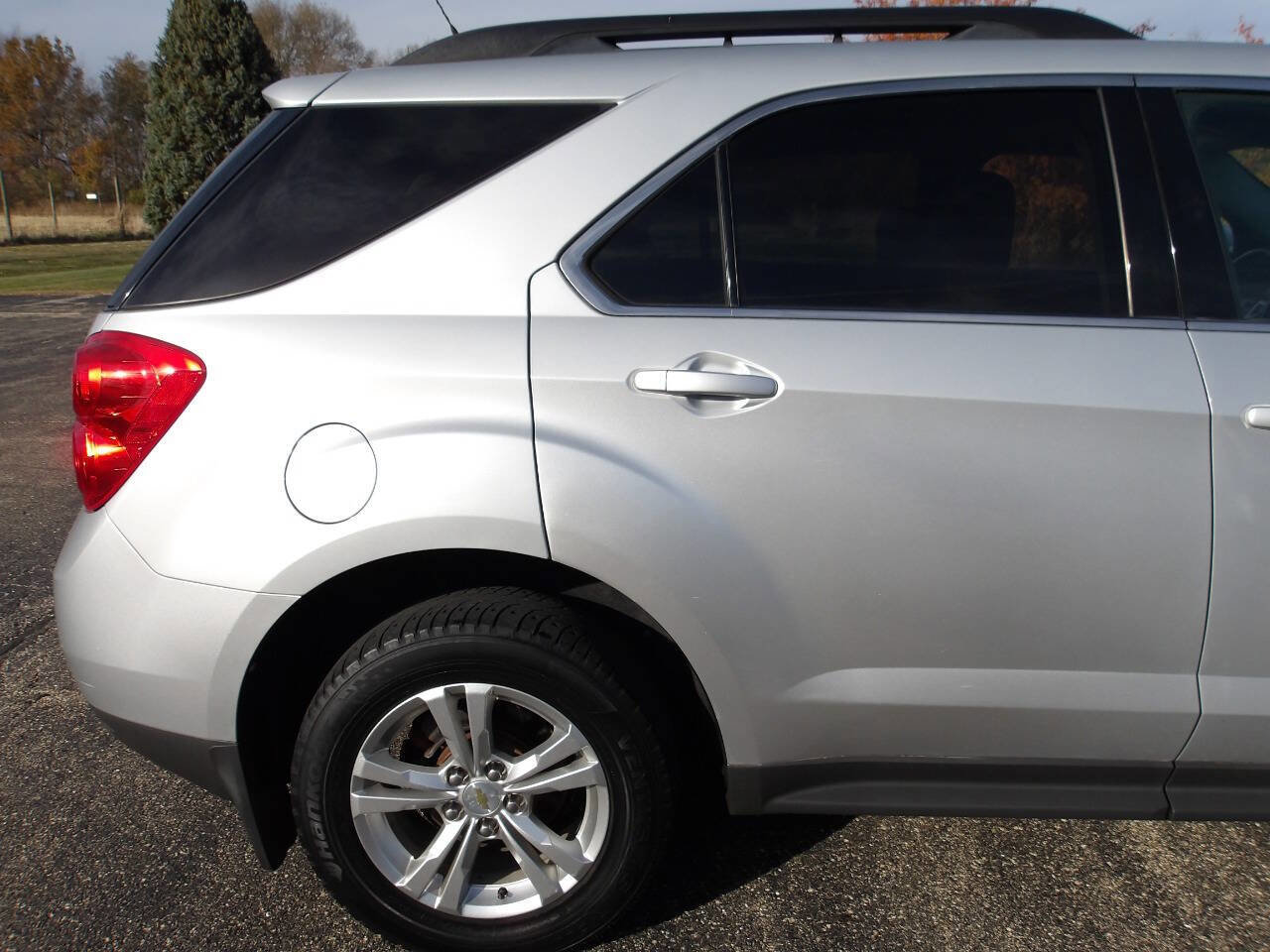 Used 2011 Chevrolet Equinox LT image 30