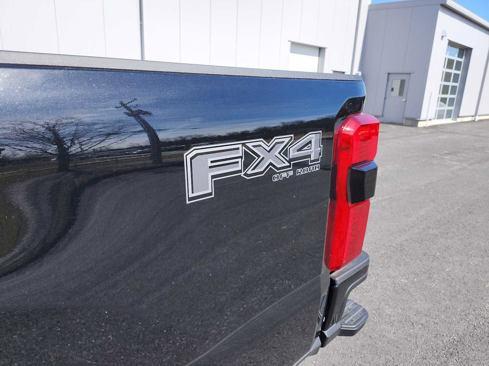 New 2026 Ford F250 Lariat w/ Black Appearance Package image 16