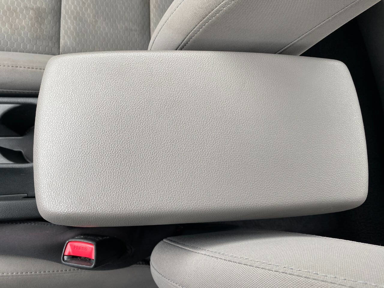 Used 2019 Hyundai Elantra SE image 18