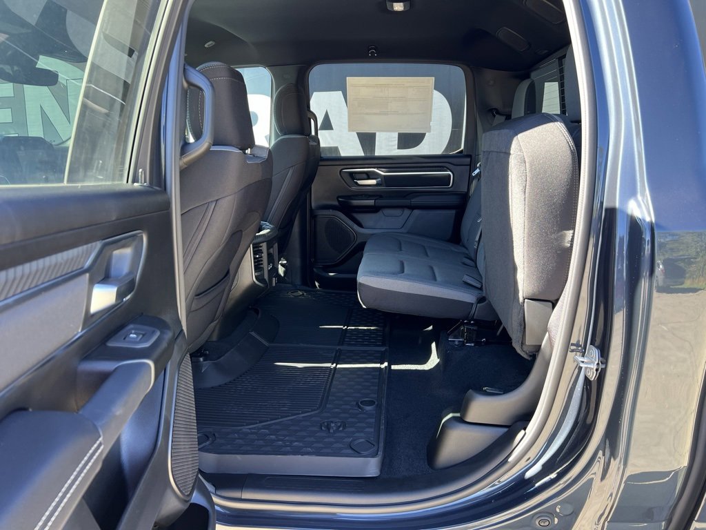 New 2026 RAM 1500 4x4 Crew Cab image 30