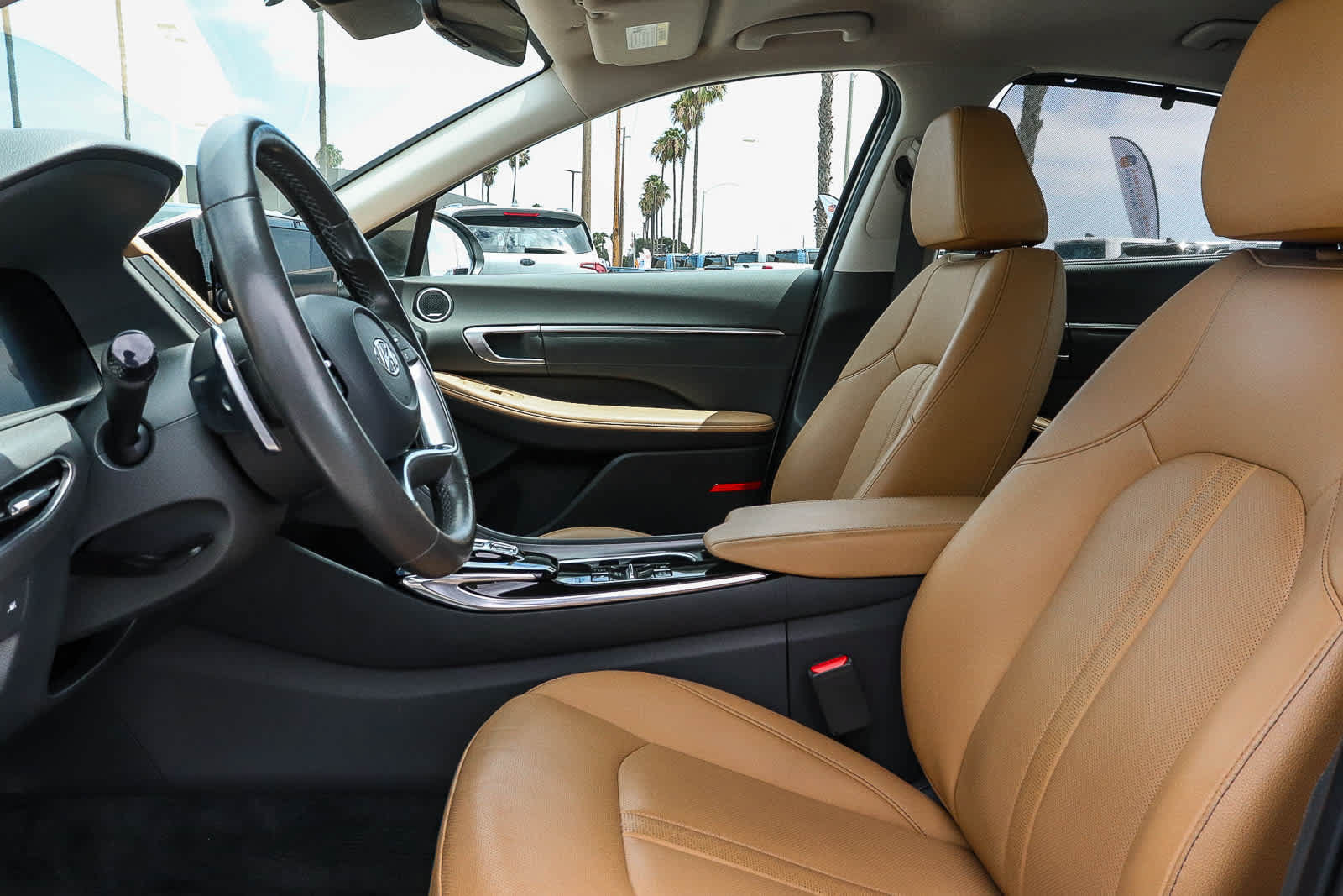 Used 2022 Hyundai Sonata Limited w/ Cargo Package FWD image 29