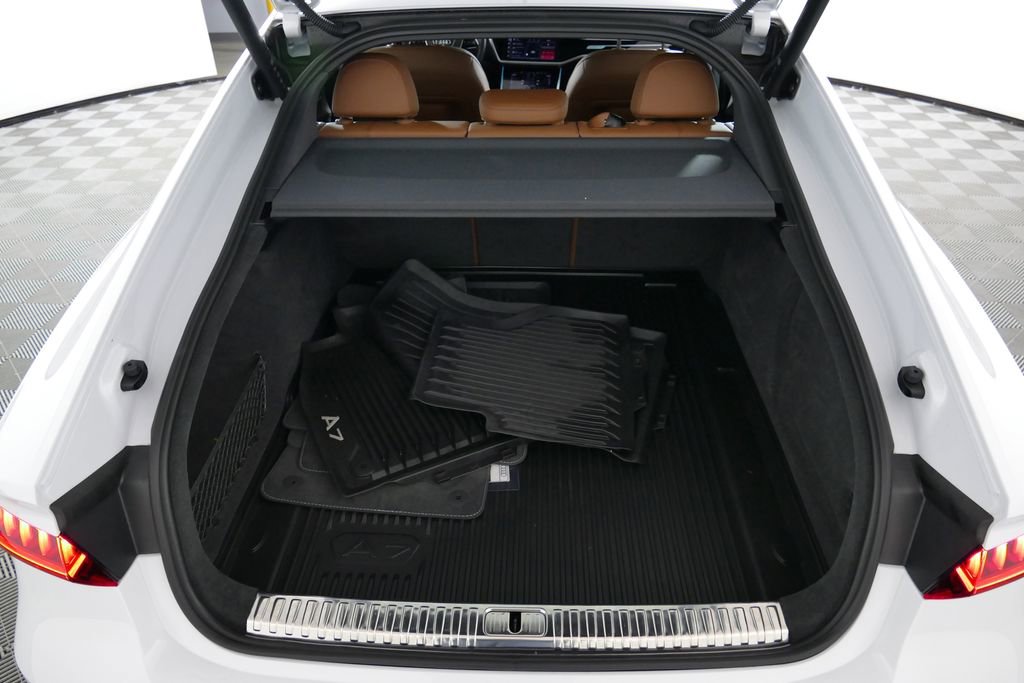 Used 2024 Audi A7 Prestige image 3