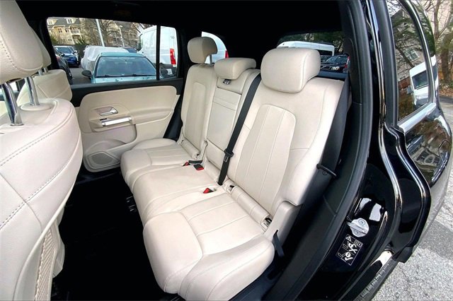 Used 2020 Mercedes-Benz GLB 250 4MATIC image 17