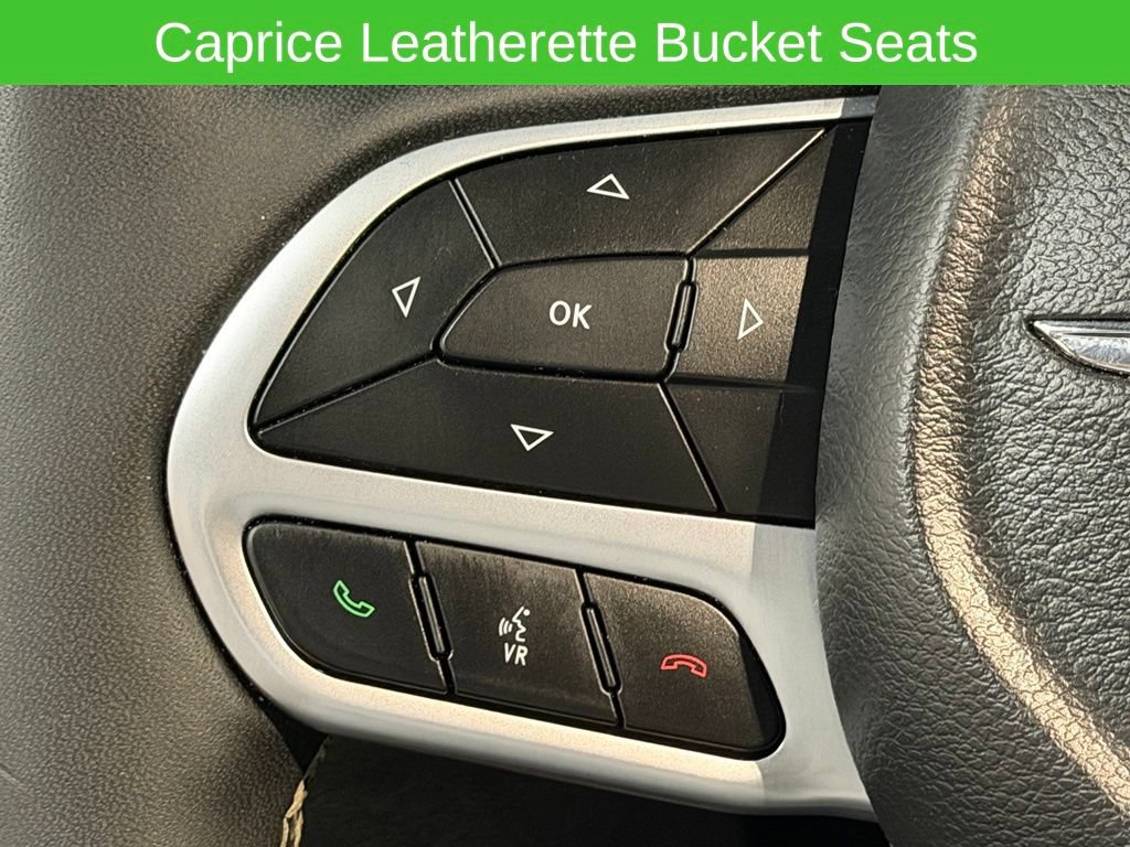 Used 2025 Chrysler Pacifica Select FWD image 34