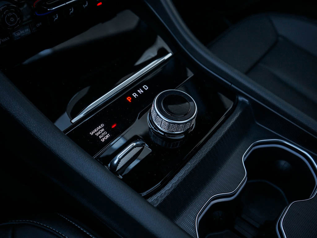 New 2025 Jeep Grand Cherokee L Limited w/ Trailer Tow Package image 27